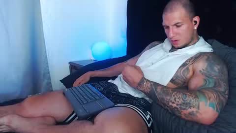 Sebastian online show from July 30, 6:47 pm