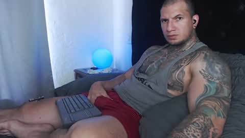 Sebastian online show from August 3, 6:37 pm