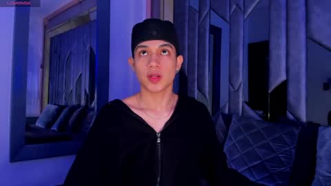 Sebastian online show from August 15, 4:38 am
