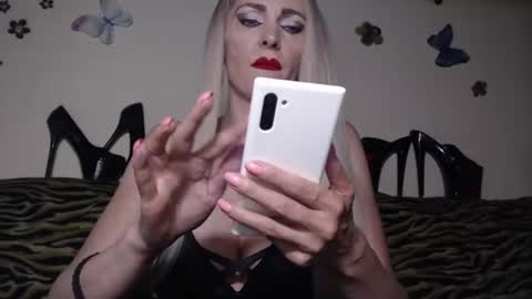 Emily online show from September 2, 8:22 pm