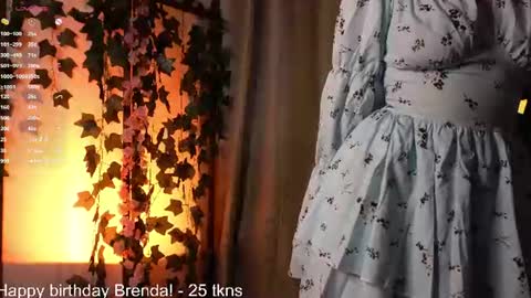 Brenda online show from July 28, 4:24 pm