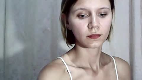 secret_bloom_ online show from August 12, 2:30 pm