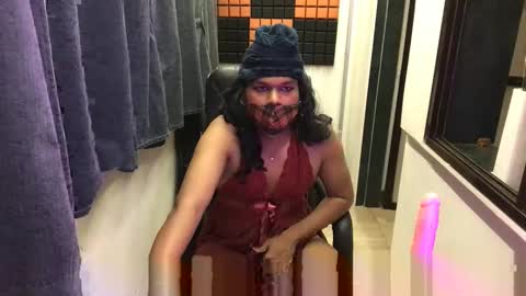 Secret Nikki online show from March 28, 6:15 pm