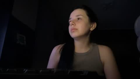 secret_vanilla_ online show from July 21, 9:28 pm