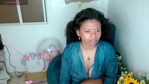 SecretaryHot73 online show from August 2, 11:22 pm