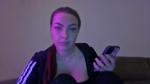 secretcherry99 online show from June 2, 10:46 pm