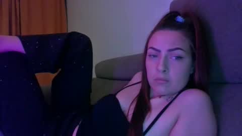 secretcherry99 online show from June 2, 11:52 pm