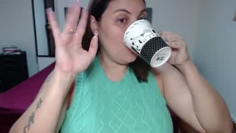 Secret Bella online show from June 29, 12:30 pm