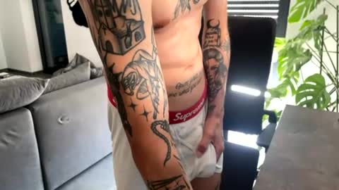 secretlust96 online show from August 4, 2:47 pm