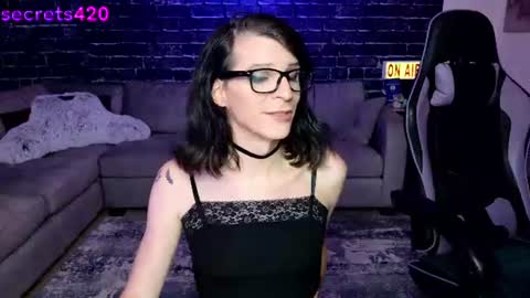 Jasmine online show from August 1, 1:33 am
