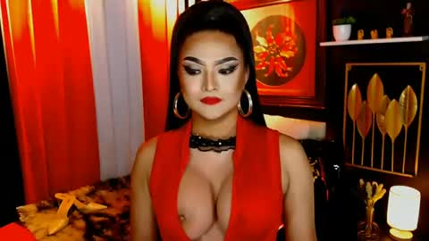 seducinglinda online show from July 7, 1:15 pm