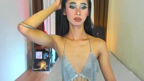 ashly online show from May 11, 1:08 am