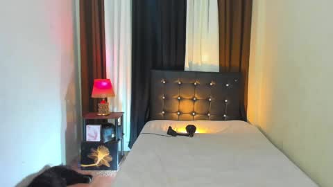 ashly online show from May 11, 5:31 am