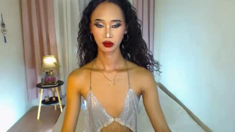 ashly online show from June 17, 6:12 am
