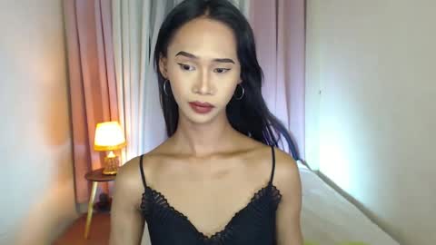 ashly online show from June 25, 4:59 am