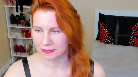 seductive_foxy_ online show from August 13, 5:05 pm
