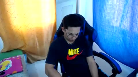 maru zoldick online show from July 19, 11:51 pm
