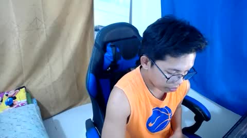 maru zoldick online show from August 15, 3:49 pm