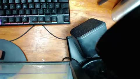 Max online show from July 27, 6:57 pm