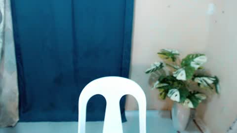 Max online show from August 11, 1:35 pm