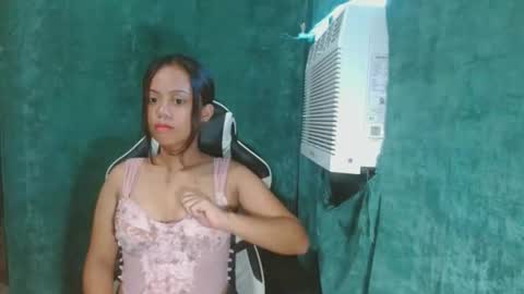 seductive_trish online show from May 3, 5:23 am