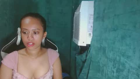 seductive_trish online show from May 5, 1:18 am