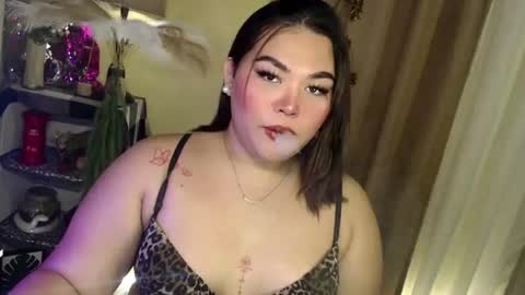 Its me Jazzi online show from July 28, 7:47 am