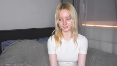 See Its honey bunny  im Lana online show from August 8, 4:29 pm