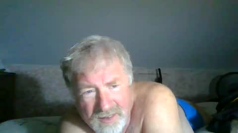 seeuinmyroom online show from August 1, 9:21 pm