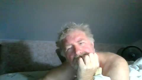 seeuinmyroom online show from August 7, 2:00 am