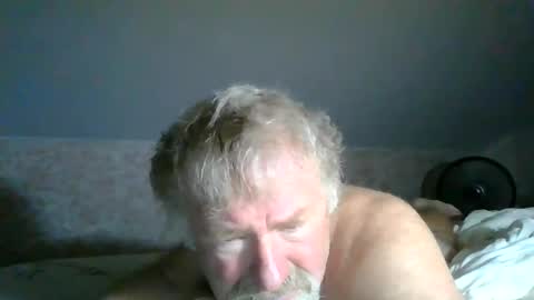 seeuinmyroom online show from August 14, 2:48 am