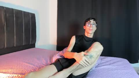 seijaku_segi online show from August 17, 10:15 pm