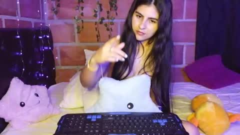 seleena_01 online show from July 28, 12:05 am