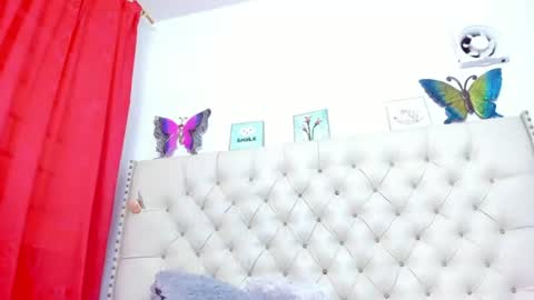 selena_beautyy online show from August 12, 9:17 pm