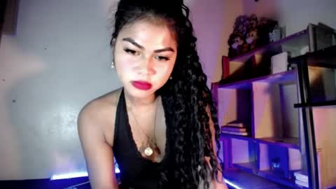 selena_fox2000 online show from August 10, 10:27 am