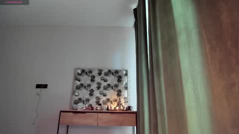 selena_rase online show from May 25, 1:51 am