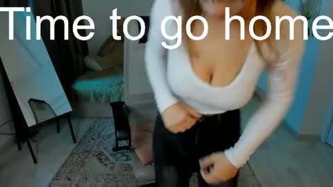 Selena ntmy online show from August 15, 6:56 pm