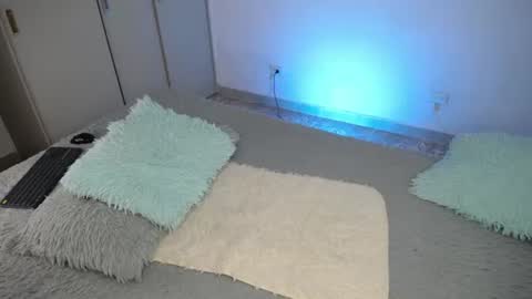 selene_rouse_ online show from August 11, 11:29 pm