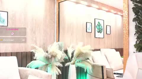 selenebanks online show from August 7, 12:49 pm