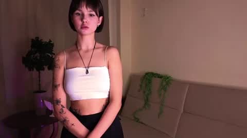 May online show from August 2, 6:20 am