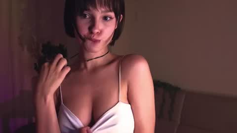 May online show from August 2, 9:38 am