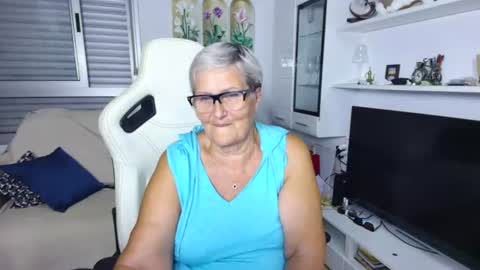 Selenna online show from July 14, 7:47 pm