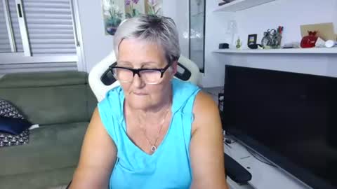 Selenna online show from July 20, 8:56 pm