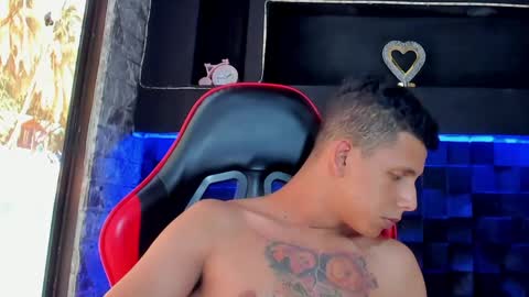 selfsuck_balls online show from May 29, 3:47 pm