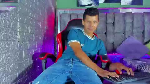selfsuck_balls online show from August 5, 2:04 pm
