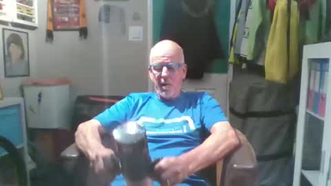 semajstretsa online show from May 2, 11:42 pm