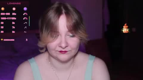 Ilona online show from August 17, 12:15 am