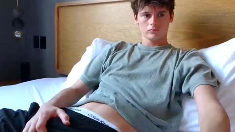 Cam online show from February 24, 10:51 pm