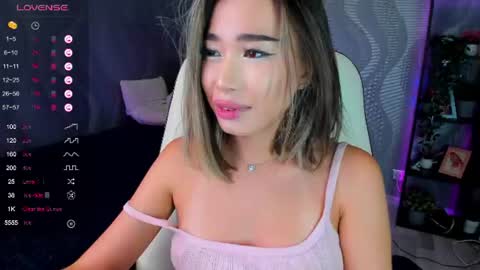Kiki online show from August 26, 4:03 pm
