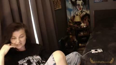 Tara online show from July 11, 2:56 pm
